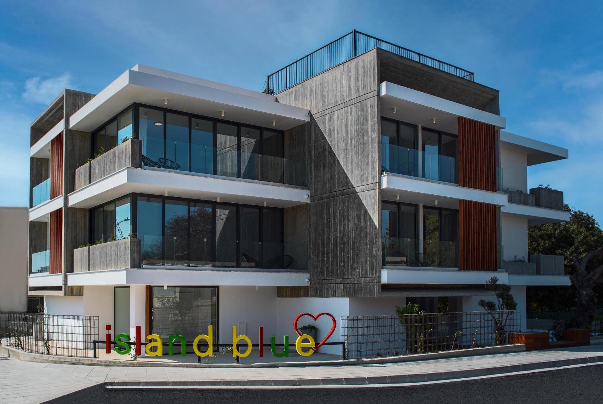 Avenue 102 1 Bed Apartment Paphos Bagian luar foto